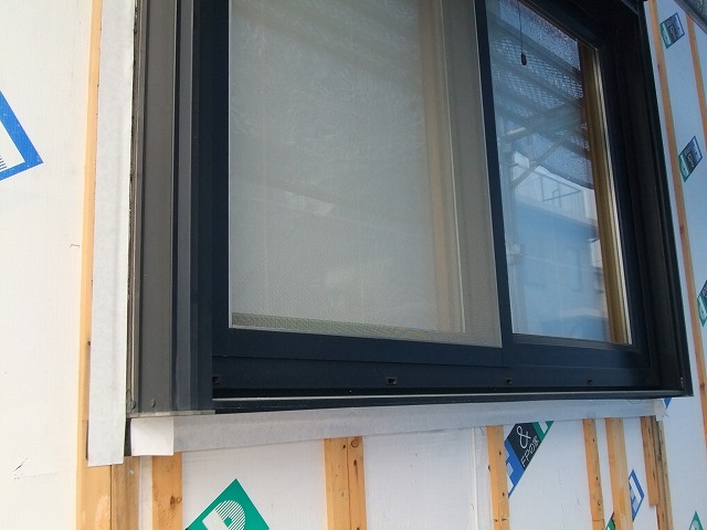 雨漏りしやすいサッシ部分